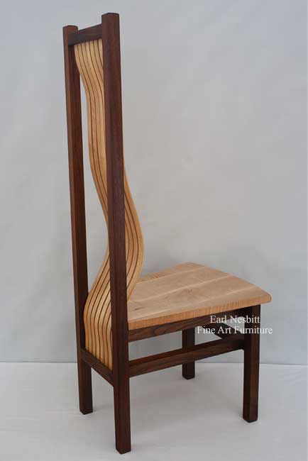 shows curved slats